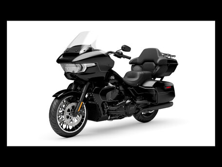 2026 Harley-Davidson Road Glide Limited, чёрный, 4700000 рублей, вид 4