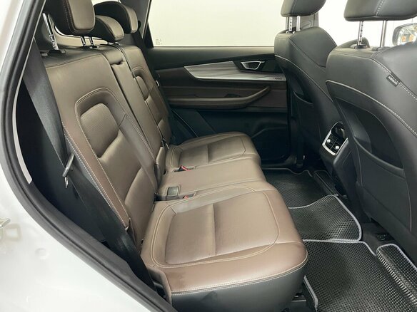 2021 Chery Tiggo 8 Pro I, белый, 1750000 рублей - вид 16
