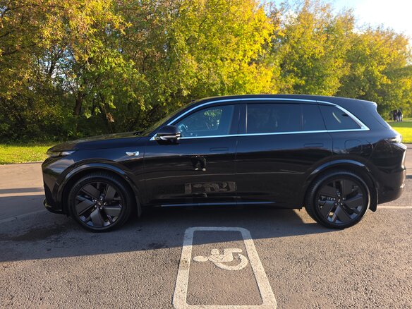 2025 Li Auto (Lixiang) L7 52.3 kWh I Рестайлинг, чёрный, 8800000 рублей - вид 7