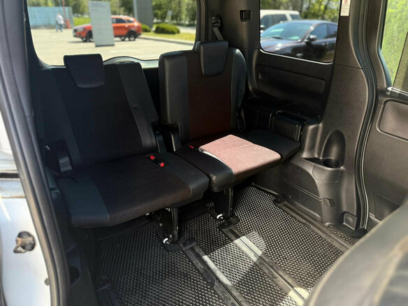 2016 Toyota Noah III (R80), белый, 1695000 рублей - вид 30