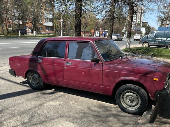 2004 Lada (ВАЗ) 2107, красный, 145000 рублей - вид 2