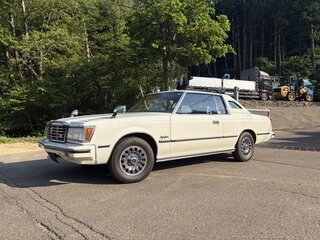 1981 Toyota Crown VI (S110), белый, 3900000 рублей, вид 2