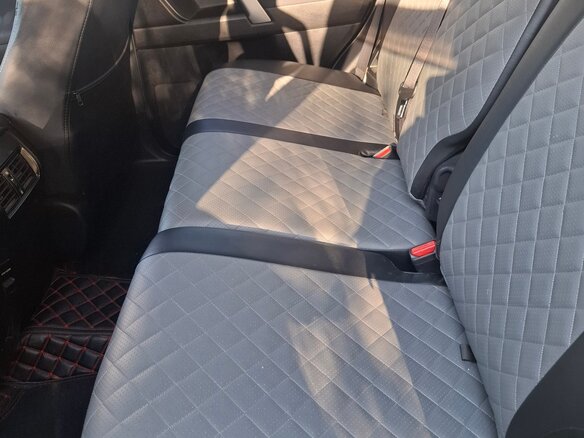 2017 Toyota Land Cruiser Prado 150 Series Рестайлинг 1, белый, 4000000 рублей - вид 14