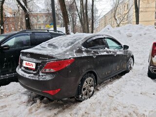 2015 Hyundai Solaris I Рестайлинг, коричневый, 1050000 рублей, вид 4