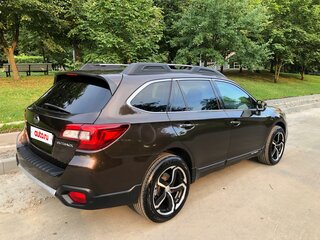 2017 Subaru Outback V, коричневый, 2450000 рублей, вид 5