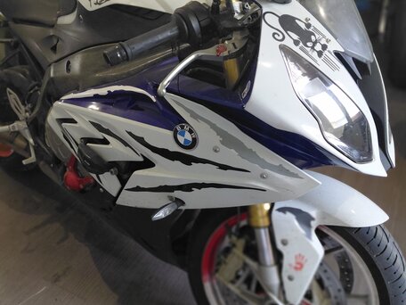2017 BMW S 1000 RR, красный, 1350000 рублей, вид 1