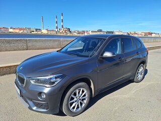 2018 BMW X1 20i xDrive II (F48), серый, 2410000 рублей, вид 2