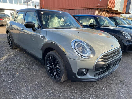 2021 Mini Clubman Cooper II Рестайлинг, серый, 2195000 рублей, вид 1