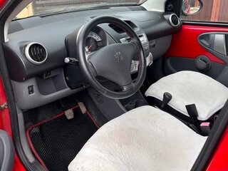 2008 Peugeot 107 I, красный, 390000 рублей, вид 4