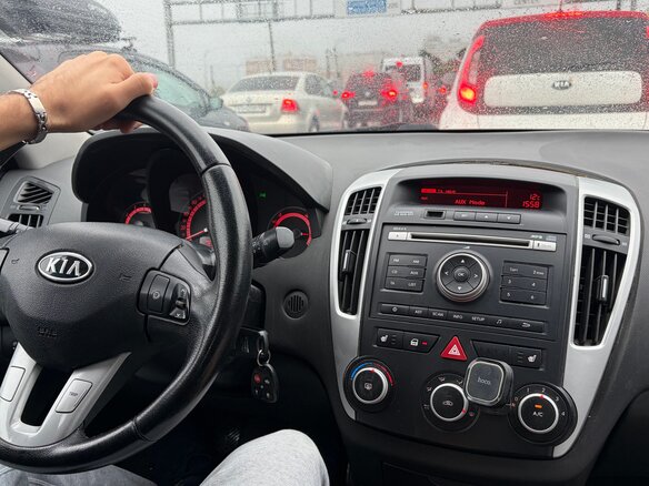 2010 Kia Ceed I Рестайлинг, серебристый, 540000 рублей - вид 10