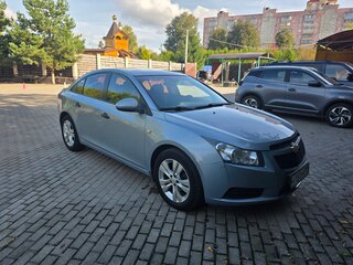 2011 Chevrolet Cruze I, серый, 700000 рублей, вид 2