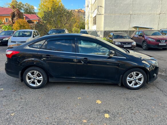 2011 Ford Focus III, чёрный, 739000 рублей - вид 3
