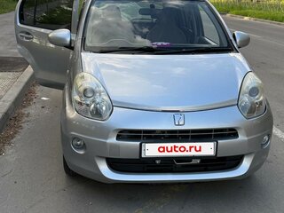 2010 Toyota Passo II (C30), серебристый, 545000 рублей, вид 1