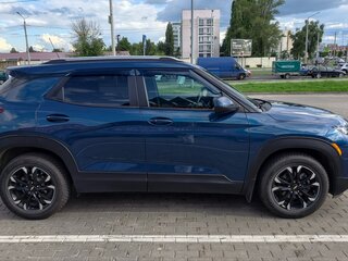 2020 Chevrolet TrailBlazer III, синий, 1480000 рублей, вид 4