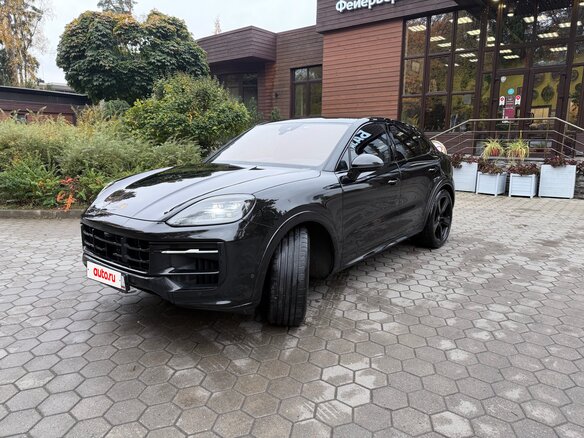 2025 Porsche Cayenne GTS Coupé III Рестайлинг, чёрный, 21900000 рублей