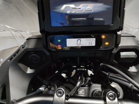 2025 Honda NT1100, серебристый, 1559000 рублей - вид 5