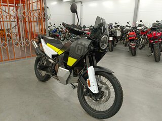 2023 Husqvarna Norden 901, серый, 1490000 рублей, вид 1
