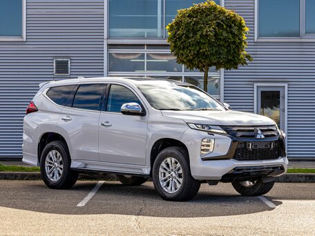 2020 Mitsubishi Pajero Sport III Рестайлинг, белый, 2395000 рублей, вид 3