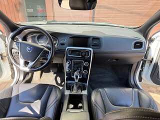 2014 Volvo S60 II Рестайлинг, белый, 1250000 рублей, вид 5
