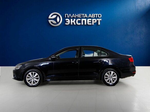 2013 Volkswagen Jetta VI, чёрный, 748000 рублей - вид 14