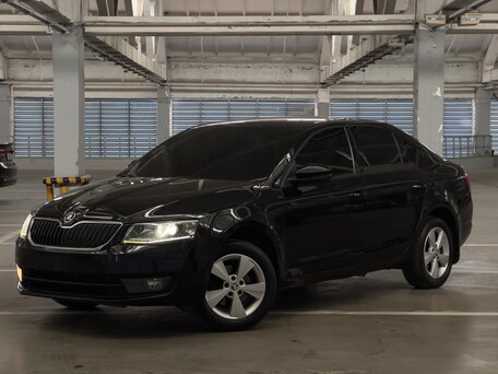 2015 Skoda Octavia III (A7), чёрный, 1300000 рублей, вид 1