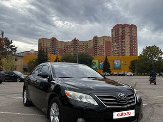 2011 Toyota Camry VI (XV40) Рестайлинг, чёрный, 1400000 рублей, вид 3