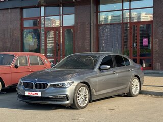 2018 BMW 5 серии 520d xDrive VII (G30/G31/G38), серый, 2520000 рублей, вид 4