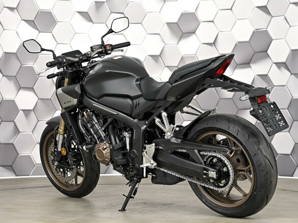 2026 Honda CB 650R, чёрный, 1377000 рублей - вид 7