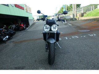 2010 Triumph Street Triple, серый, 575000 рублей, вид 3