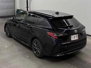 2023 Toyota Corolla XII (E210), чёрный, 1850000 рублей, вид 3