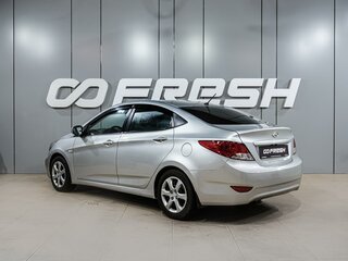 2011 Hyundai Solaris I, серебристый, 549000 рублей, вид 2