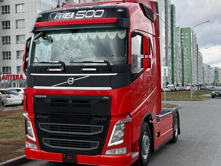 2018 Volvo FH, красный, 7650000 рублей, вид 3