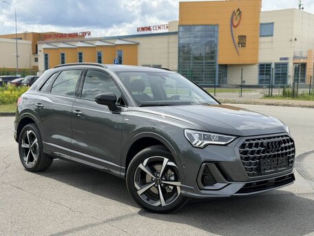 Audi Q3 II (F3)