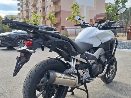 2015 Honda VFR 800X (Crossrunner), белый, 760000 рублей, вид 3