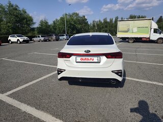 2020 Kia Cerato IV, белый, 1850000 рублей, вид 3
