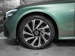 2024 Mercedes-Benz E-Класс 300 VI (W214, S214), зелёный, 7190000 рублей, вид 5