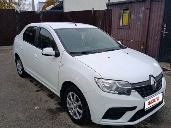 2021 Renault Logan II Рестайлинг, белый, 850000 рублей - вид 1