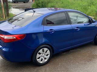 2012 Kia Rio 4-speed III, синий, 700000 рублей, вид 5