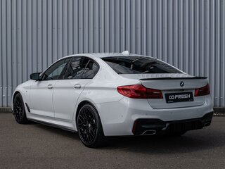 2019 BMW 5 серии 520d xDrive VII (G30/G31/G38), белый, 3299000 рублей, вид 2