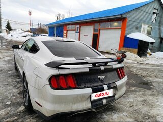 2015 Ford Mustang VI, белый, 2500000 рублей, вид 3