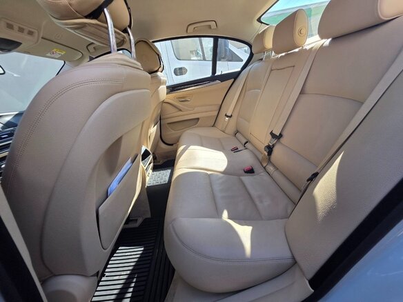 2014 BMW 5 серии 528i xDrive VI (F10/F11/F07) Рестайлинг, белый, 2500000 рублей - вид 12