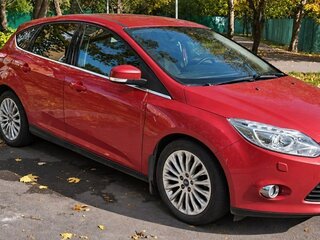 2011 Ford Focus III, красный, 540000 рублей, вид 2