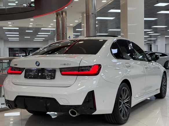 2025 BMW 3 серии 320i xDrive VII (G2x) Рестайлинг 2, белый, 6495000 рублей - вид 15