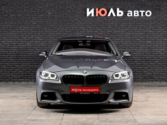 2014 BMW 5 серии 530d xDrive VI (F10/F11/F07) Рестайлинг, серый - вид 2