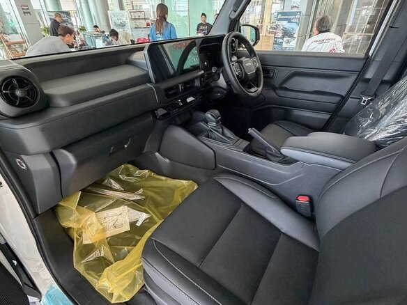 2026 Toyota Land Cruiser FJ, белый, 7500000 рублей - вид 14
