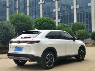 2023 Honda Vezel II, белый, 1900000 рублей, вид 4