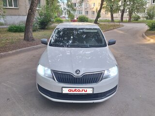 2019 Skoda Rapid I Рестайлинг, белый, 898000 рублей, вид 2