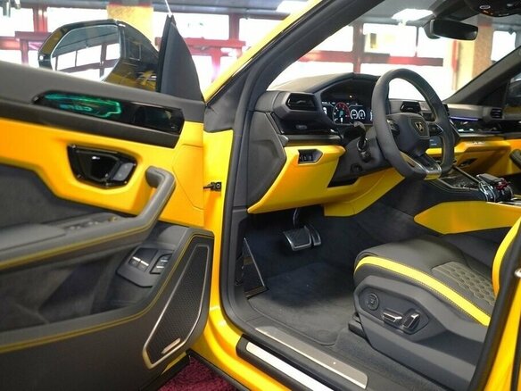 2025 Lamborghini Urus SE I Рестайлинг, жёлтый, 55000000 рублей - вид 13