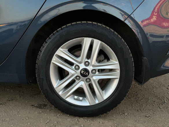 2018 Kia Ceed III, синий, 1450000 рублей - вид 18