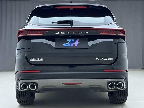 2023 Jetour X70+ I, чёрный, 1200000 рублей - вид 4